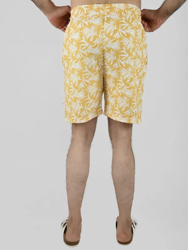Men_Yellow_Leaf_Printed_Mid-Rise_Cotton_Regular_Shorts