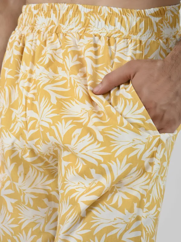 Men_Yellow_Leaf_Printed_Mid-Rise_Cotton_Regular_Shorts