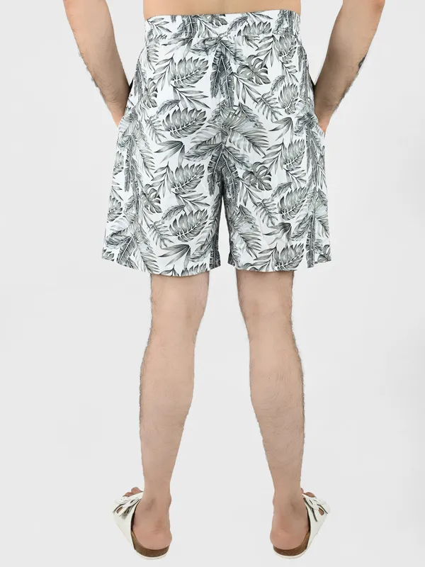Men_White_&_Grey_Tropical_Printed_Mid-Rise_Cotton_Regular_Shorts