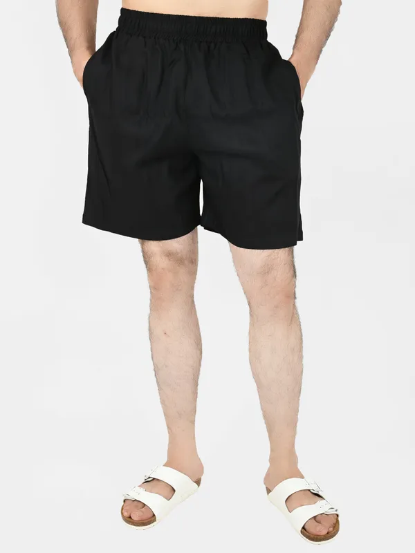 Black_Solid_Shorts_for_Men