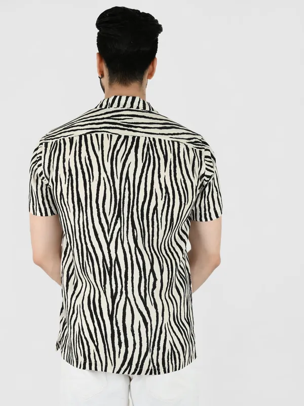 Men_Zebra_Printed_Casual_Shirt