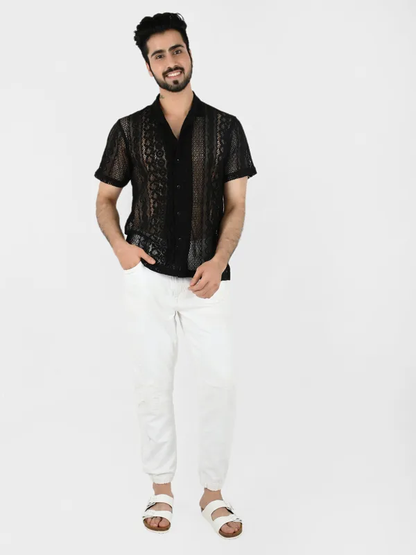 Black_Net_Printed_Regular_fit_Collared_Casual_Shirt_for_Men