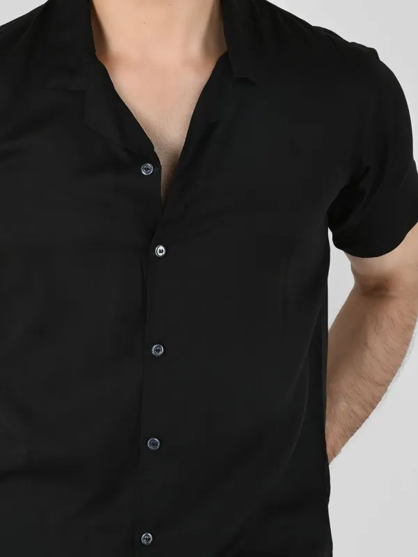 Dapper_Duo_solid_and_Printed_Regular_fit_Collared_Casual_Shirt_for_Men
