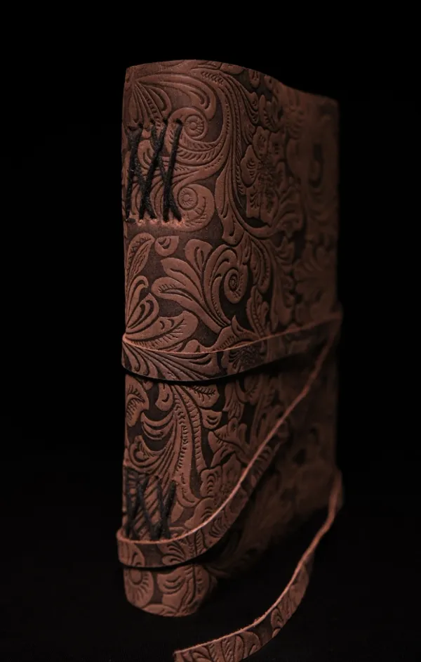 Florentine_Grace_–_Embossed_Leather_Journal