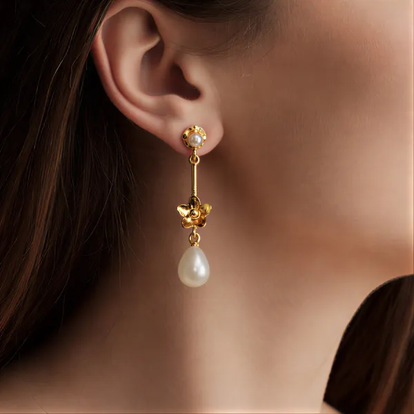 Gold_Plated_Pearl_Drop_Floral_Design_Brass_Material_Elegant_Party_Wear_Jewellery_Earrings_For_Women_And_Girl