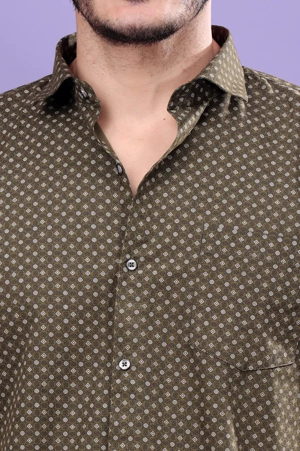 Green_Slim_Fit_Shirts_For_Men