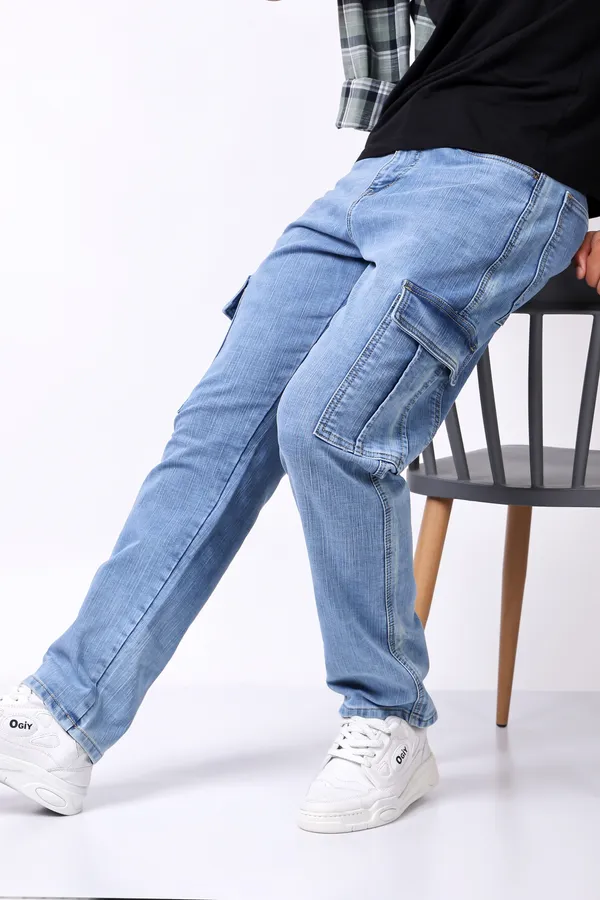 Light_Blue_Relaxed_Fit_Jeans_For_Men