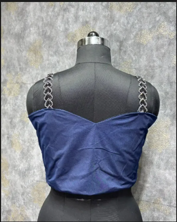 Navy_Blue_Trendy_Unstitched_Blouse_With_Drape_Saree_For_Women