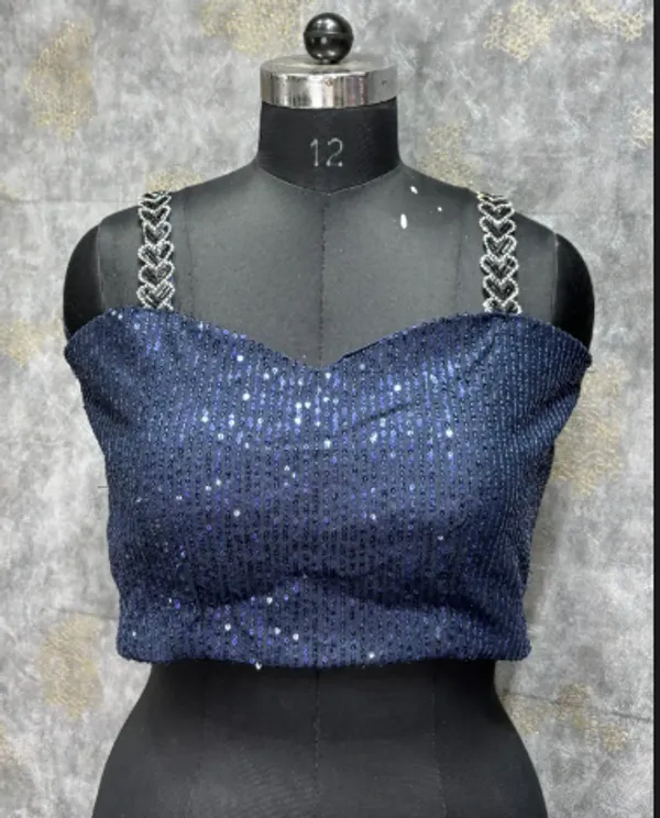 Navy_Blue_Trendy_Unstitched_Blouse_With_Drape_Saree_For_Women