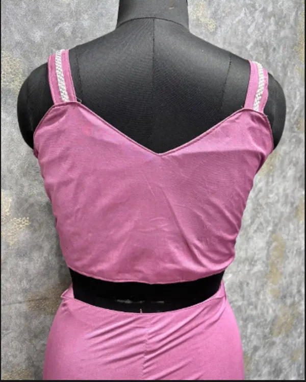 Pink_Trendy_Unstitched_Blouse_With_Drape_Saree_For_Women