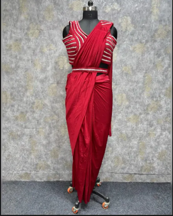 Red_Trendy_Unstitched_Blouse_With_Drape_Saree_For_Women