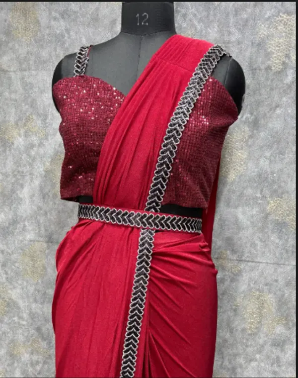 Black_Trendy_Unstitched_Blouse_With_Drape_Saree_For_Women