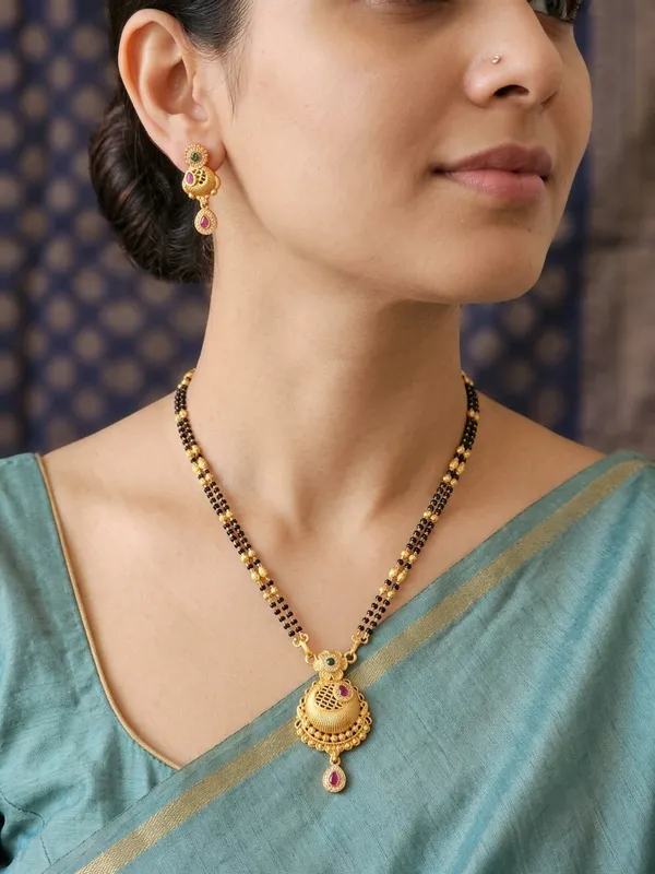 High_gold_Pleated_Designer_Mangalsutra_|_Women_