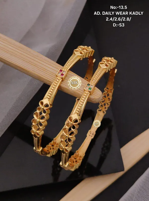 Gold_Plated_Daily_Wear_Bangels_|_Premium_Designer_Bangals