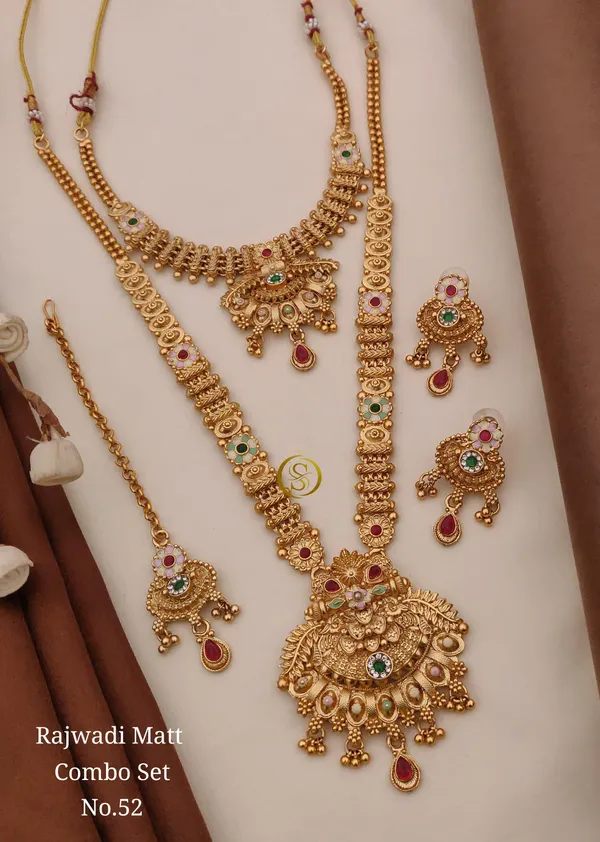 Gold_Plated_Necklace_Combo_Set_Women_|_Premium_Quality_Necklace_Set