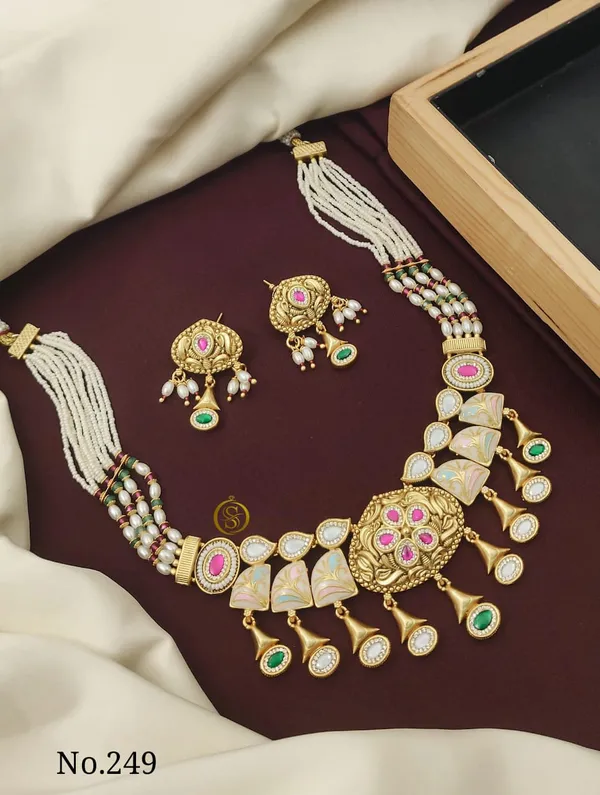 Gold_Plated__Necklace__Set_|_Premium_Quality_Necklace