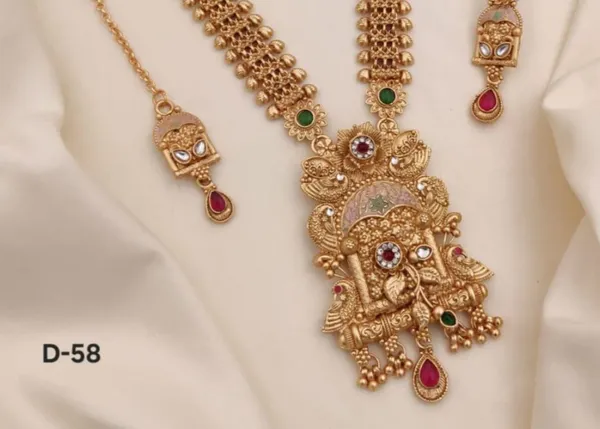 Gold_Plated_Necklace_For_Women_|_Premium_Designer_NecklaceSetCombo