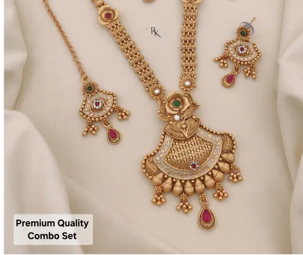 Gold_Plated_Necklace_For_Women_|_Premium_Designer_NecklaceSetCombo