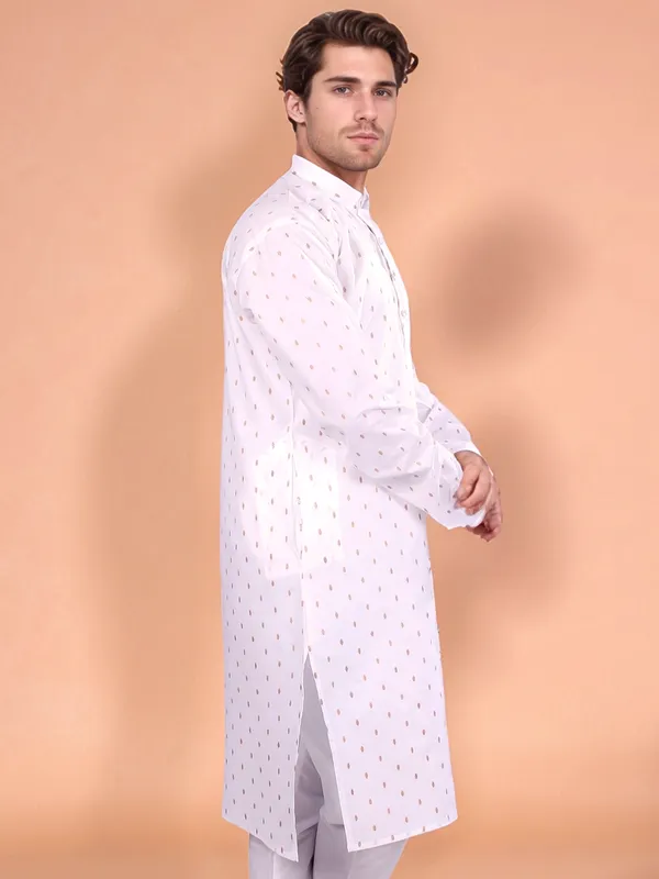 White_Cotton_Kurta_For_Men