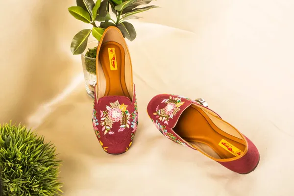 Flora_Cherry