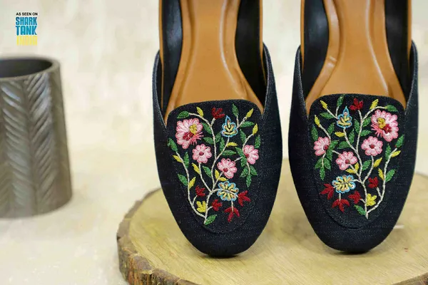 Rose_Black