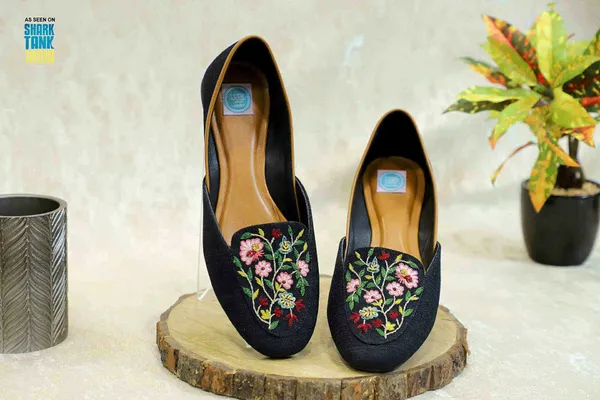 Rose_Black