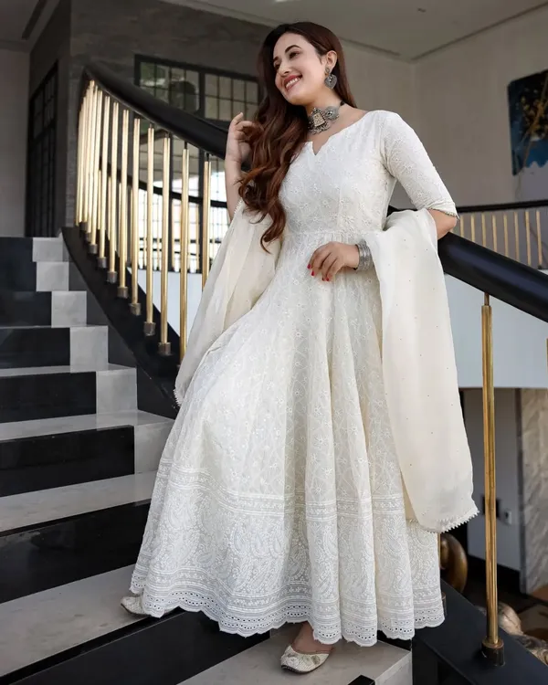 Snow_White_Ethnic_Chikankari_Cotton_Anarkali_For_Women