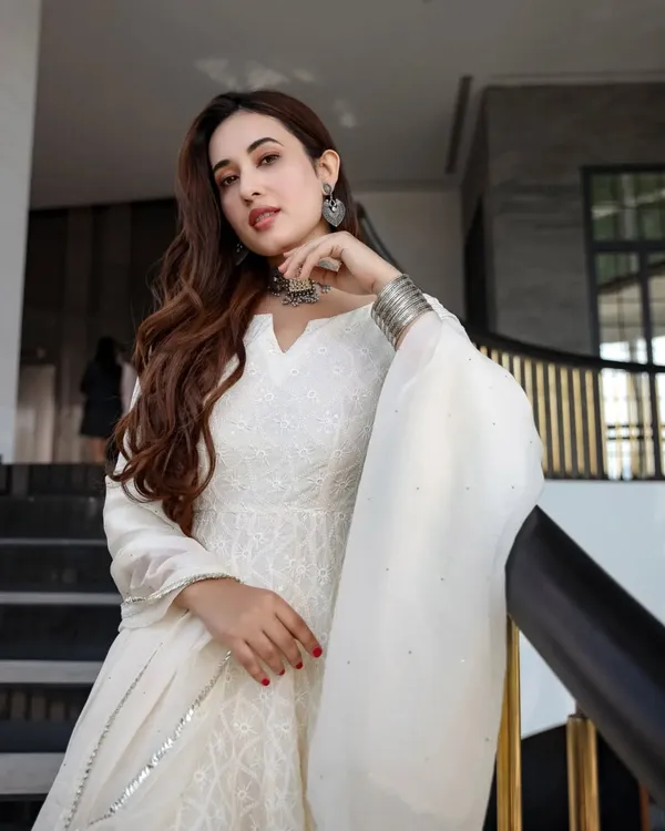 Snow_White_Ethnic_Chikankari_Cotton_Anarkali_For_Women