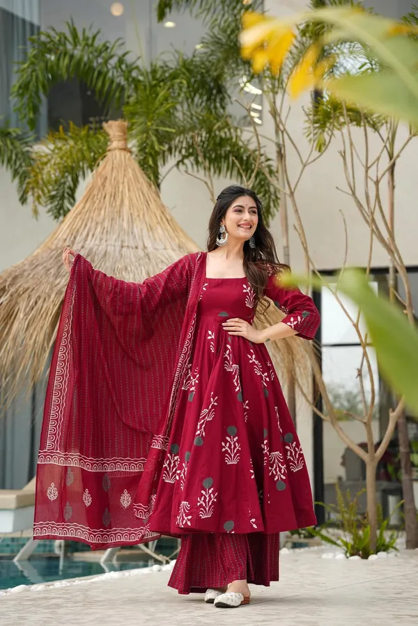 Red_Premium_Discharge_Print_Anarkali_Suit_Set_With_Pant_And_Dupatta_For_Women