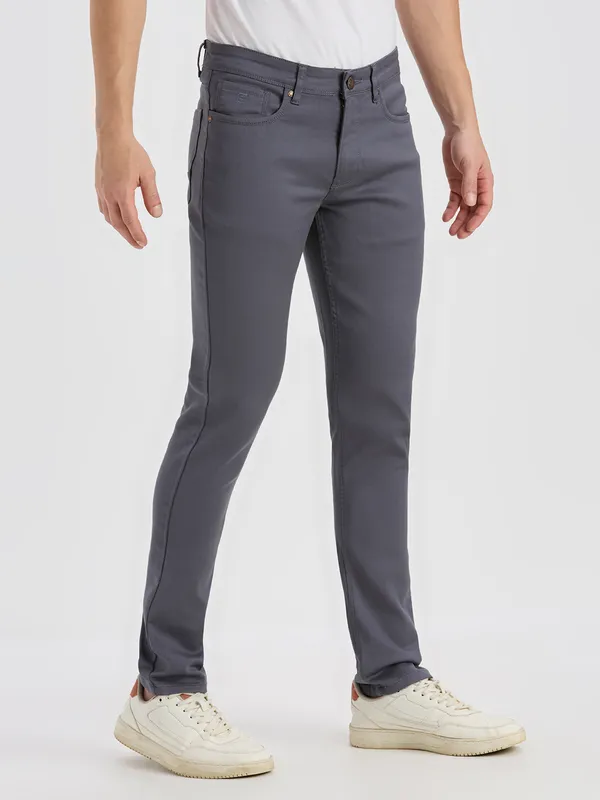 Dark_Grey_Casual_Cotton_Trousers_For_Men