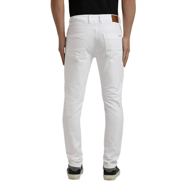 White_Casual_Denim_Jeans_For_Men