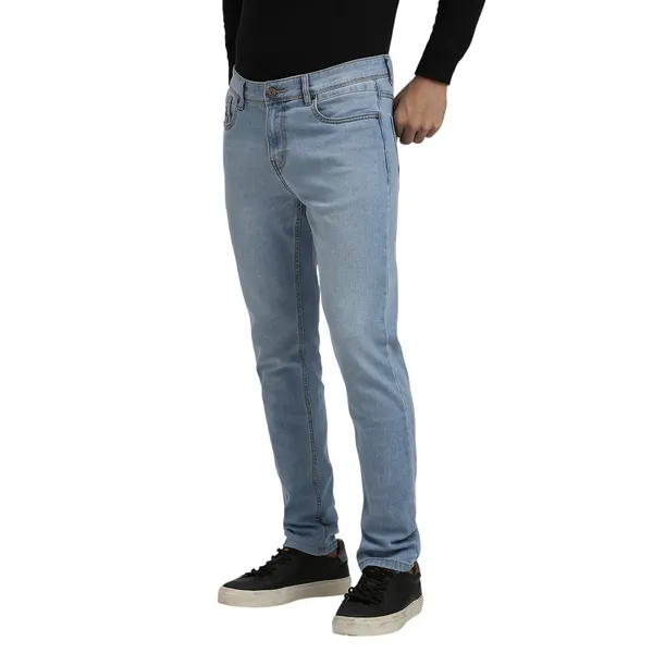 Light_Blue_Casual_Denim_Jeans_For_Men