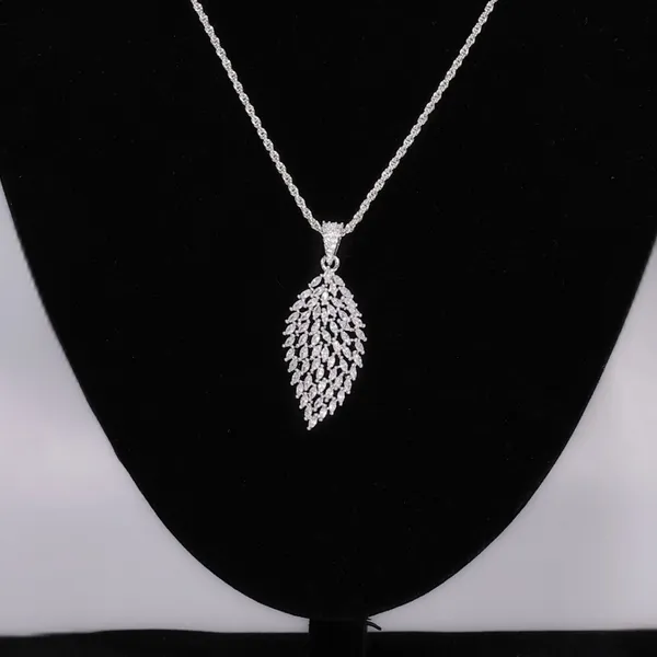 White_Leaf_Mist_AAA_Grade_American_Diamond_Pendant_And_Earring_Rhodium_Plating_Set_For_Women