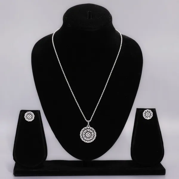 White_Round_Mist_AAA_Grade_American_Diamond_Pendant_And_Earring_Rhodium_Plating_Set_For_Women