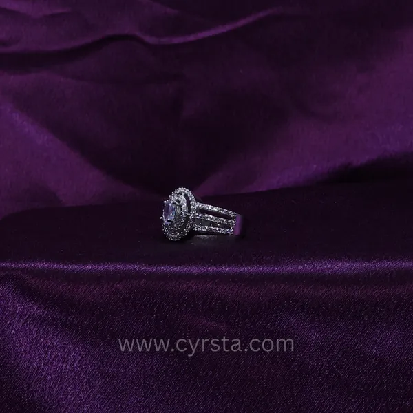 Classic_American_Diamond_Ring
