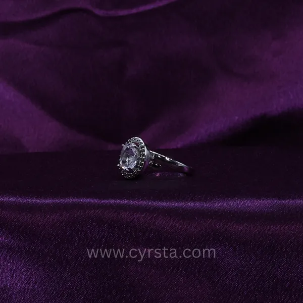Petal_Design_American_Diamond_Ring