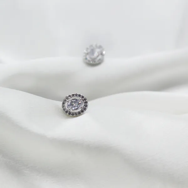 Silver_Crystal_Elegance_American_Diamond_Stud_Earrings__For_Women