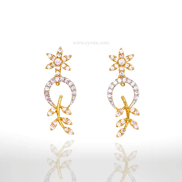Gold_&_Silver_Golden_Petal_Perfection_American_Diamond_Necklace_&_Earring_Set__For_Women
