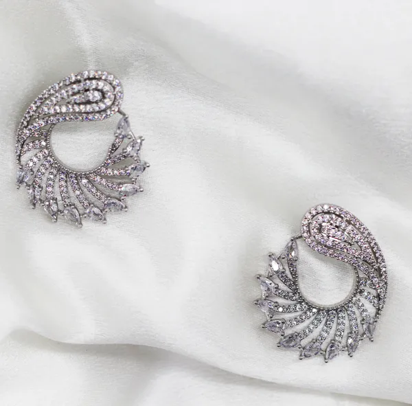 Silver_Regal_Cascade_American_Diamond_Earrings__For_Women