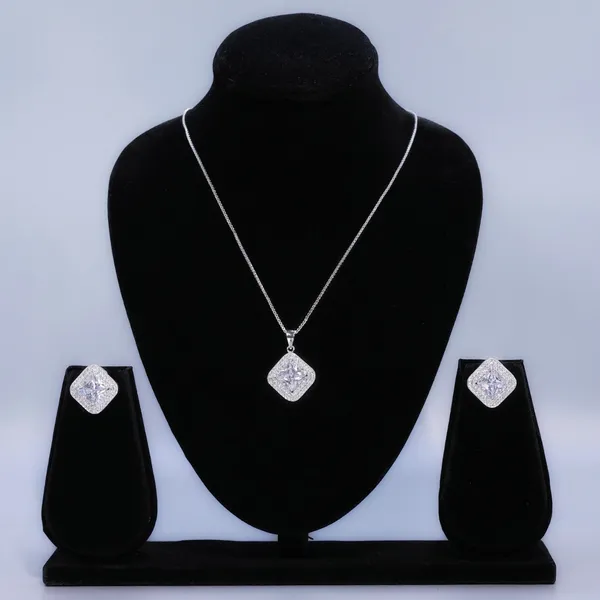 Silver_Sparkling_Silver_American_Diamond_Pendant_&_Earring_Set_For_Women