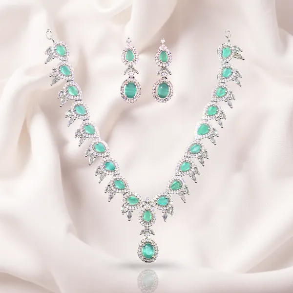 Green_&_Silver_Emerald_Grace_American_Diamond_Necklace_&_Earring_Set__For_Women