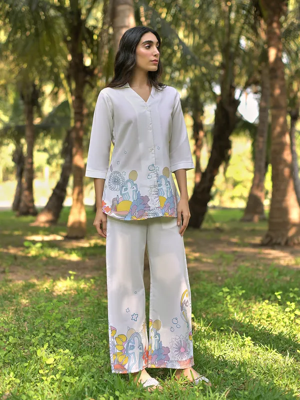 White_Cotton_Blend_Digital_Print_Co-Ord_Set_For_Women