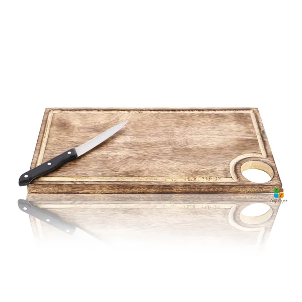 Chopping_Board_For_Kitchen_With_Convenient_Tray