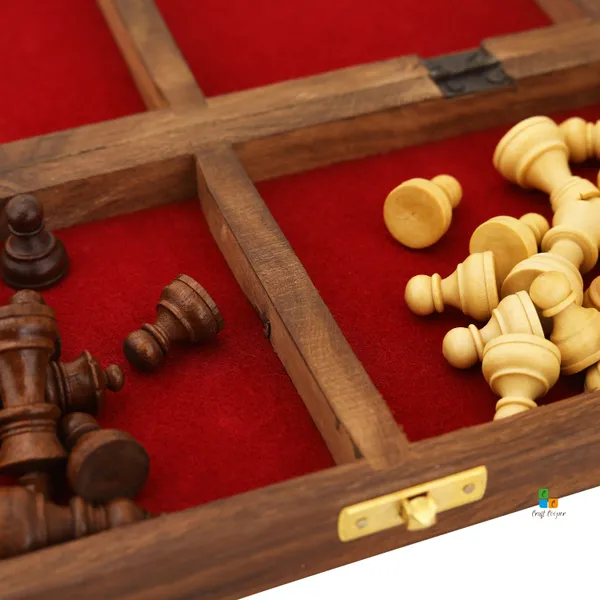 Wooden_Chess_With_32_Pieces_And_Non_Magnetic_Board_Game_Folding_Wooden_Game_Board
