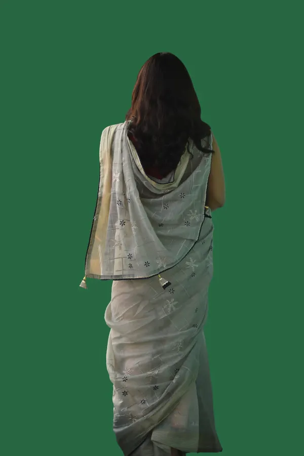 Ivory_Handwoven_Cotton_Saree_with_Subtle_Motifs