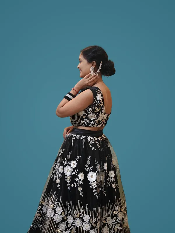 Midnight_Bloom_Embroidered_Blouse_&_Skirt_Set