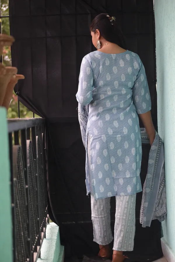 Sky_Blue_Cotton_Straight_Kurti_Set_For_Women