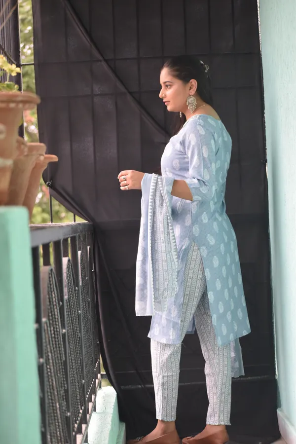 Sky_Blue_Cotton_Straight_Kurti_Set_For_Women