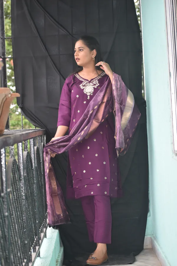 Purple_Silk_Straight_Kurti_Set_For_Women