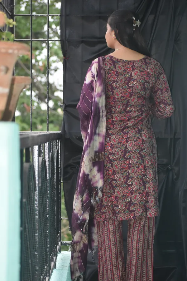Fade_Pink_Cotton_Straight_Kurti_Set_For_Women
